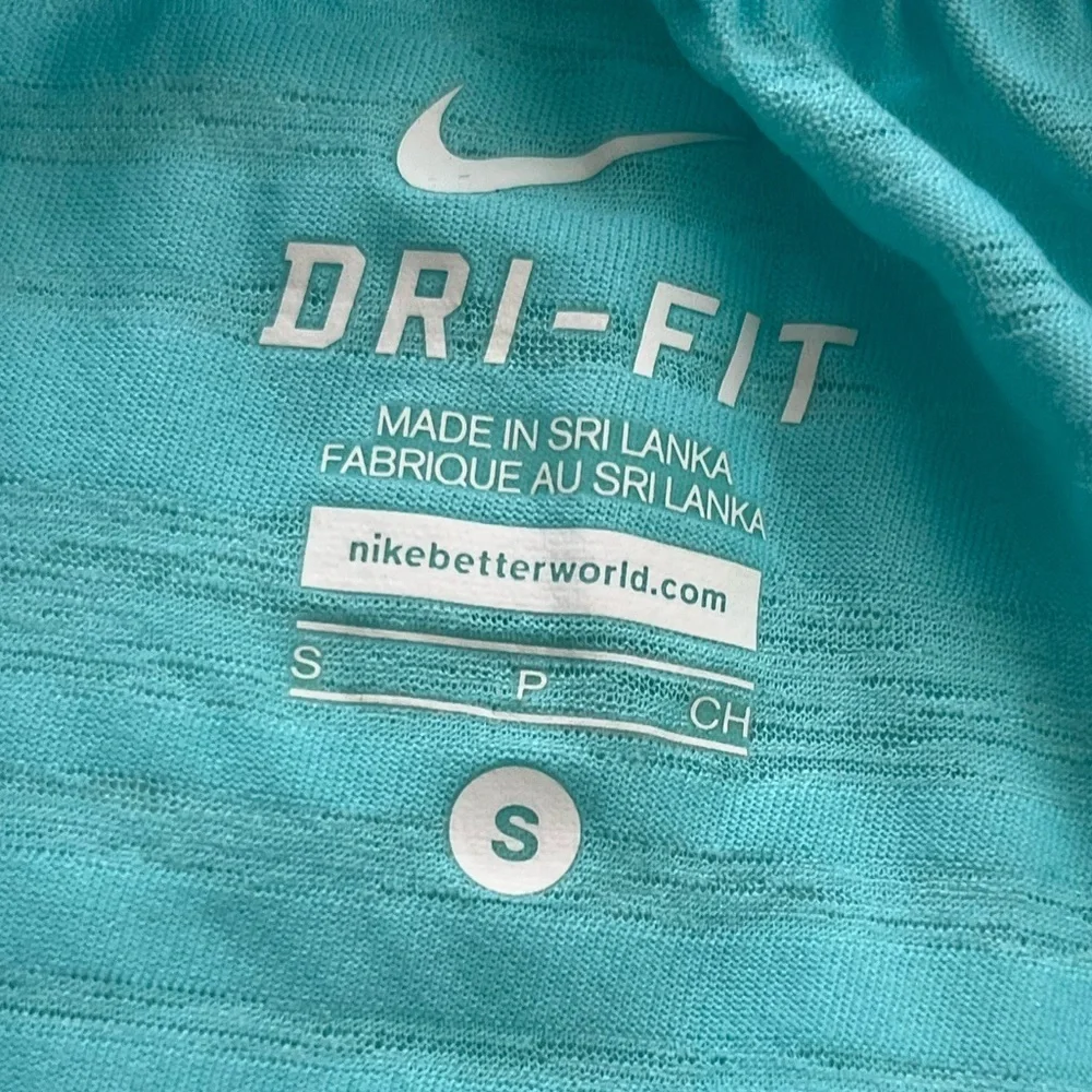 Nike dry fit tank - Picture 4 of 5